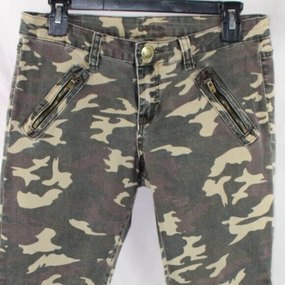 Kut from the Kloth Skinny Camo Jegging Jeans - Picture 7 of 12